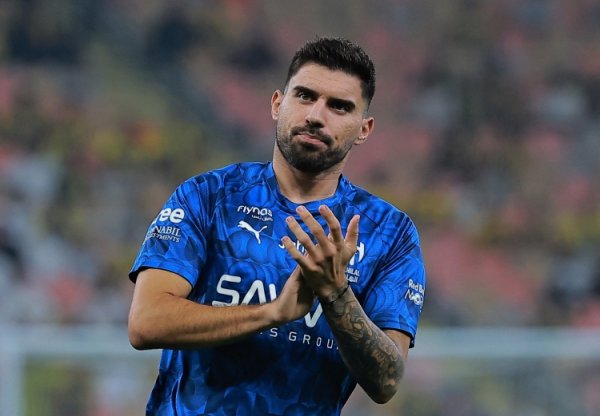 陆续建立沙特联!斯基拉:利雅得月牙有望与内维斯续约到2028年